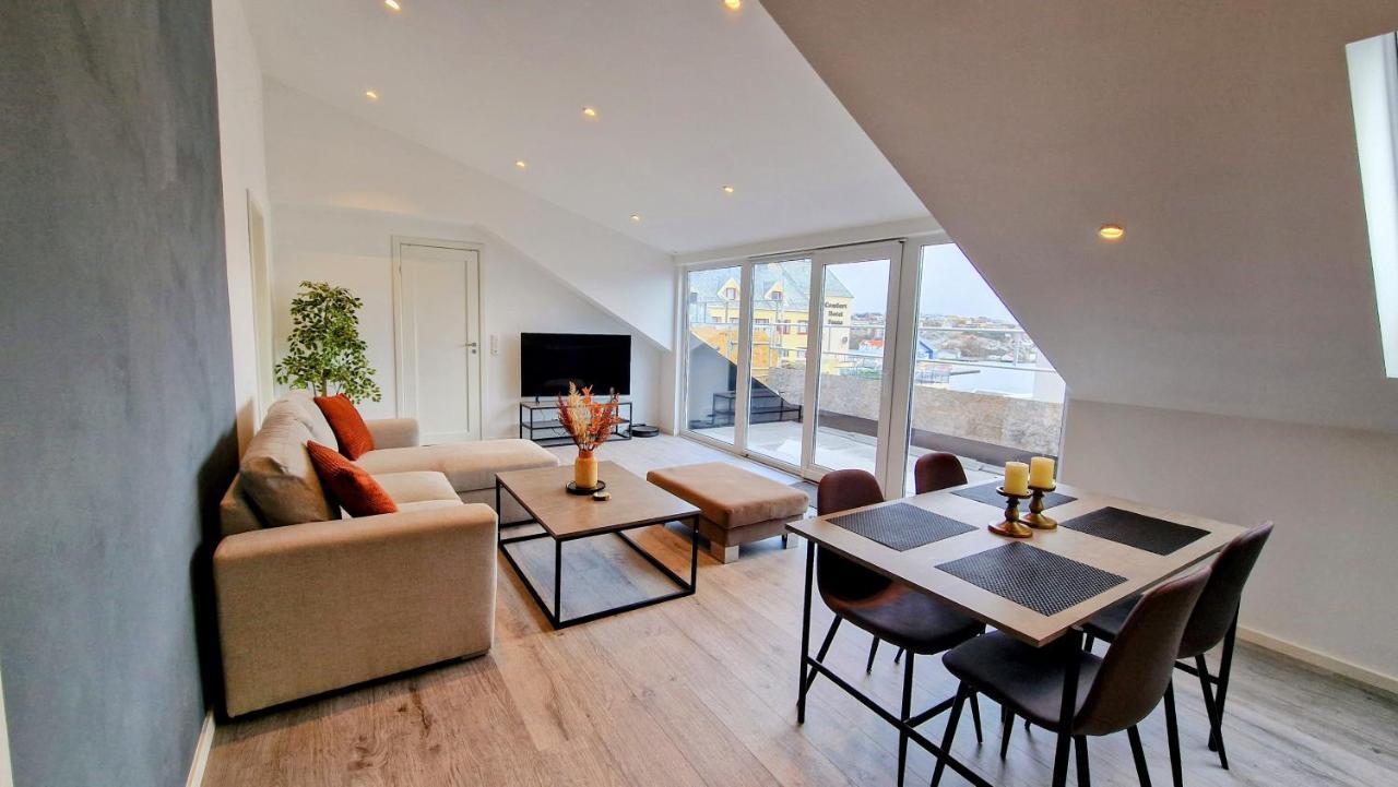 Lovely 2-Bedroom Loft With Panoramic View. Kristiansund Exteriör bild
