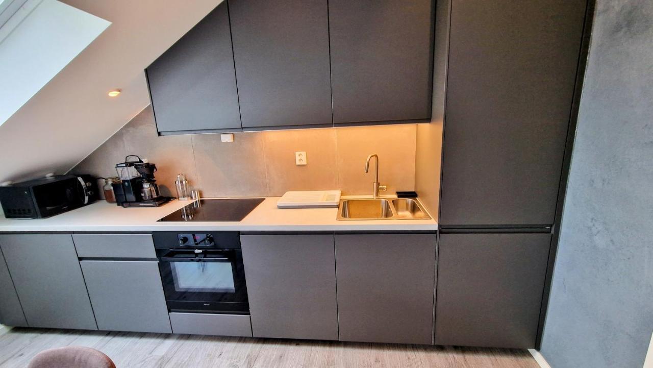 Lovely 2-Bedroom Loft With Panoramic View. Kristiansund Exteriör bild