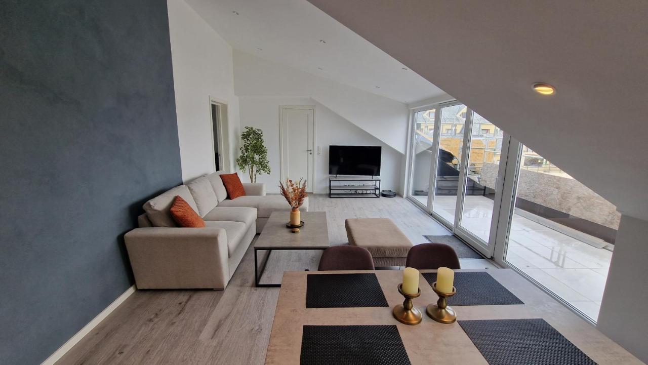 Lovely 2-Bedroom Loft With Panoramic View. Kristiansund Exteriör bild