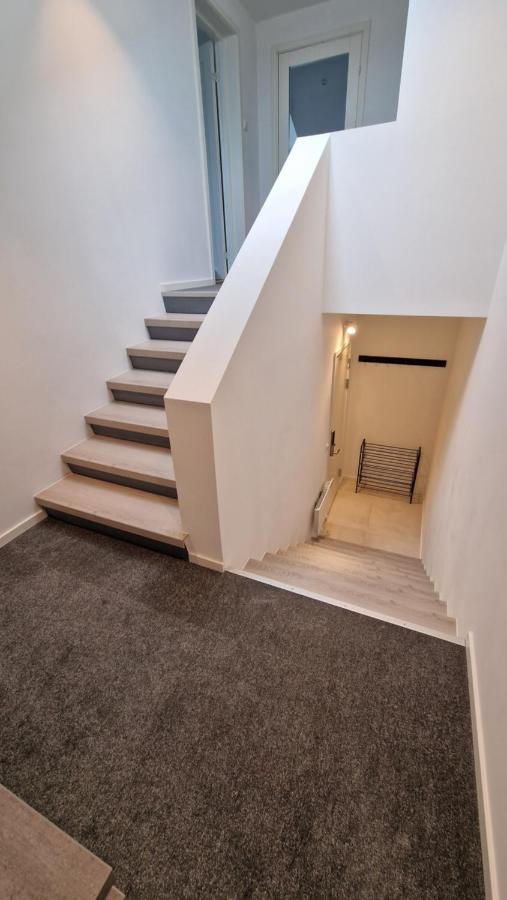 Lovely 2-Bedroom Loft With Panoramic View. Kristiansund Exteriör bild